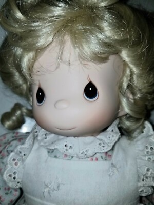 Precious Moments Doll.  1994, No 00560.  Porcelain Head.  Collectibles