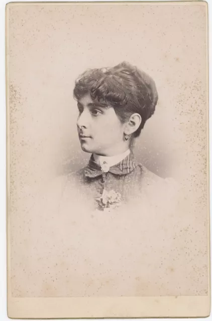 Young Woman Portrait E.D.Ormsby Oakland California Photograph Cabinet Card