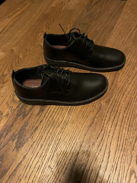 Clarks desert shop london black leather