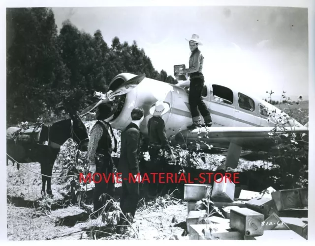 John Wayne Overland Stage Raiders 8x10" Photo From Original Negative #L8097