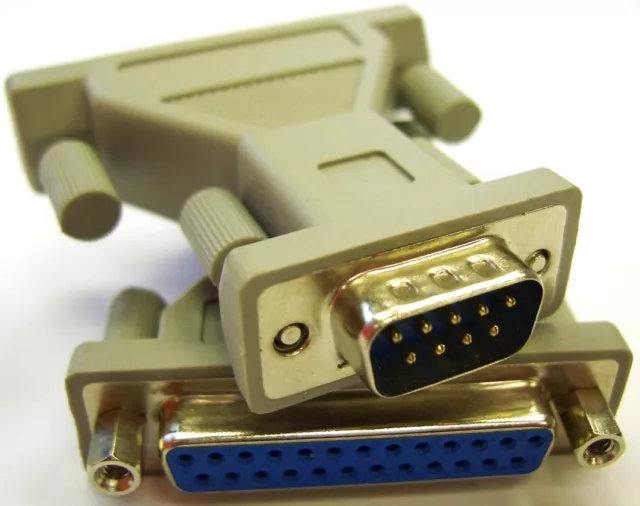 Serial Cable / Port Adapter / RS232 Gender Changer, DB9 Male to DB25 Female