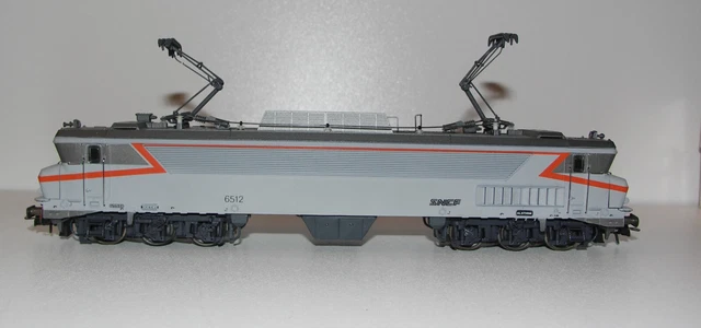 Locomotive CC 6512 gris béton Gérard TAB en très bel état.