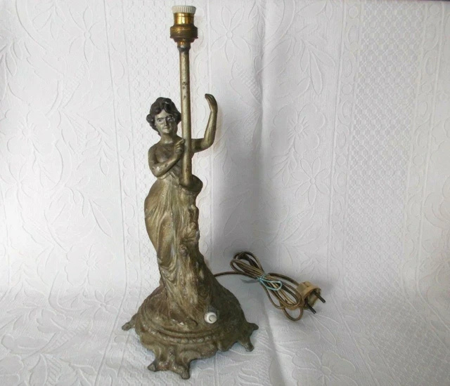 Jugendstil Art Nouveau Beautiful Metal Table Lamp