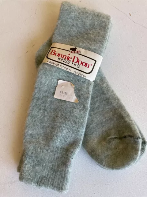 Vintage BONNIE DOON KNEE HI SOCKS Cloud Blue ORLON USA Women size 9-11 NOS