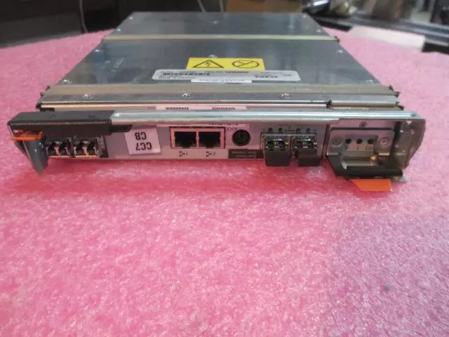 Controlador IBM DS4700-70A 39M5896 42D3342 CON 4 GB GB GBIC y 13695-05 PSU