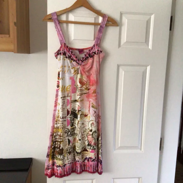 Save the Queen pink multi V neck sleeveless fit&flare dress Size S lined exc con