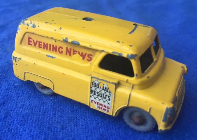 1960s Lesney Matchbox Moko No42 Evening News Van.  1:87 die-cast model.