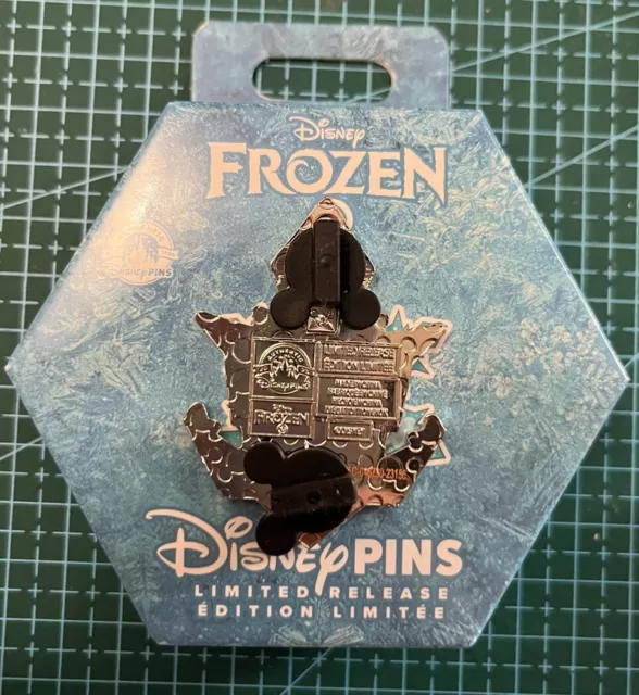 PIN/ Pins disney Frozen Snowflake Puzzle MARSHMALLOW 10th Anniversary LE 2