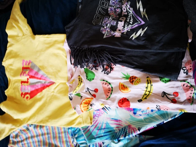 Girls clothes bundle age 8-9 years 2