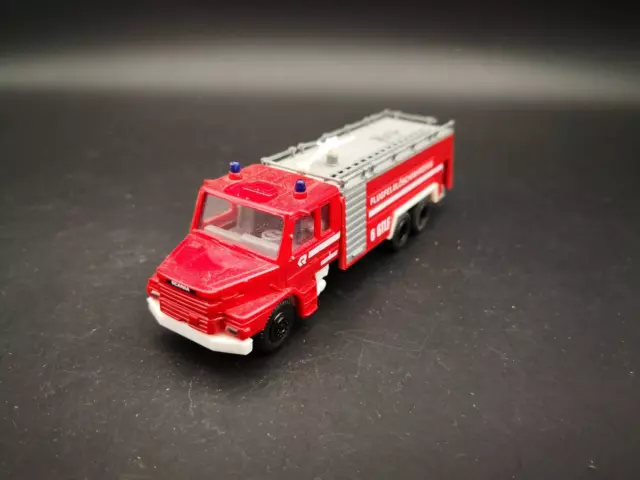 Praline Scania Hauber Flughafenfeuerwehr *Vi919-7-0527