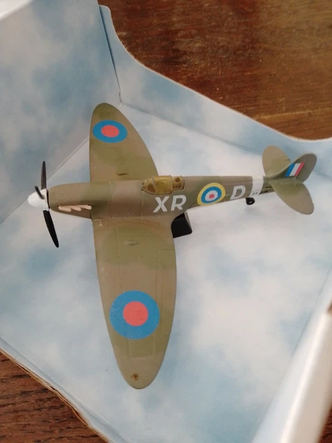 Maquette Avion Warbirds King & Country – Spitfire Mk2 En Bois, Neuf