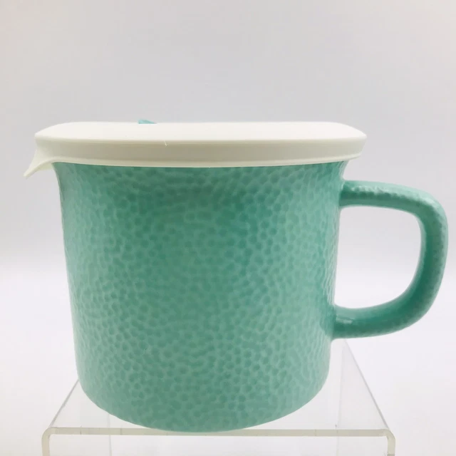 CorningWare 20 ounce meal soup mug with lid, light Turquoise blue pebbled finish