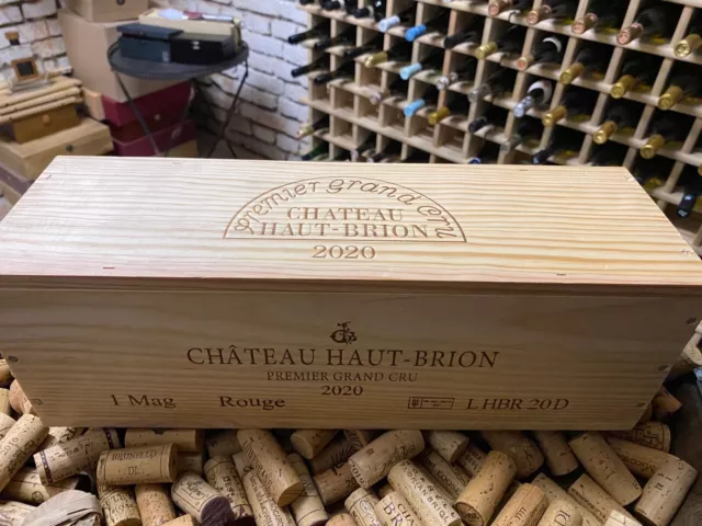 1 Fl. 1,5l Château Haut Brion 2020 in 1er OHK MAGNUM