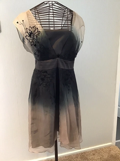 STUNNING NEW COAST Forest Green Tulle V Neck Tie Belt Maxi Dress