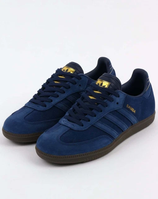 ADIDAS SAMBA TRAINERS in Dark Blue suede, gum sole retro classic