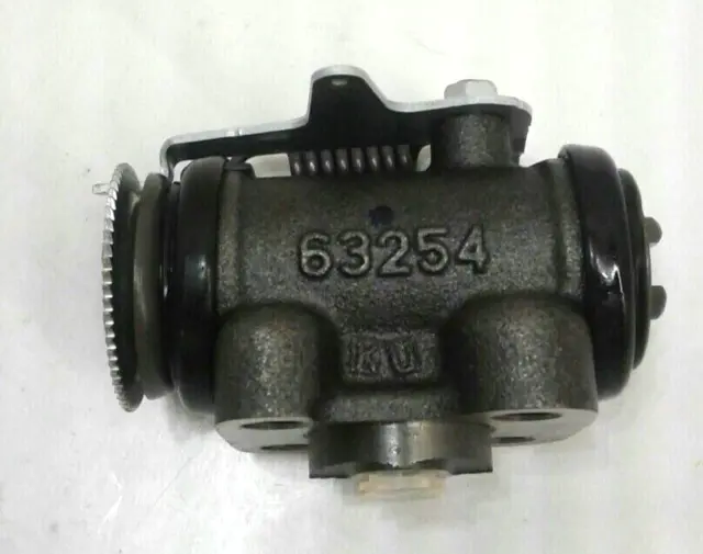 Isuzu Genuine OEM  8-97349706-1 Brake Wheel Cylinder Right Rear NPR-HD NPR-XD