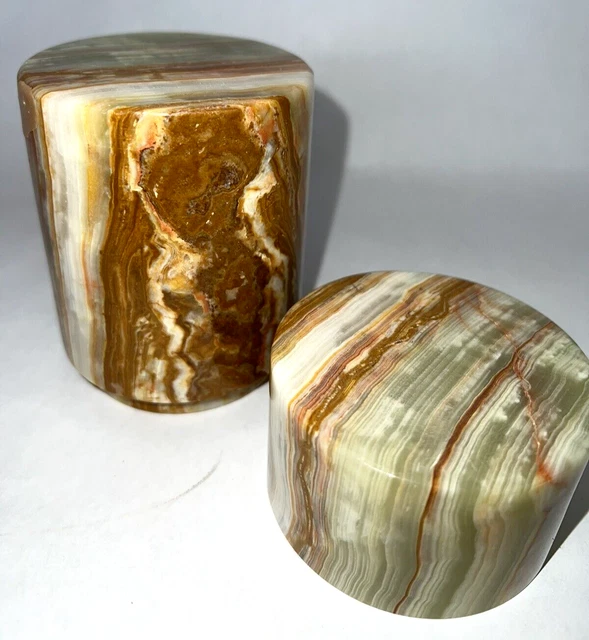 Alabaster-Onyx LRG 5" Cylinder Shaped Box w/Lid Beautiful Green & Tan Veins M617