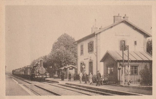 Gares - Avec trains - CPA au depart