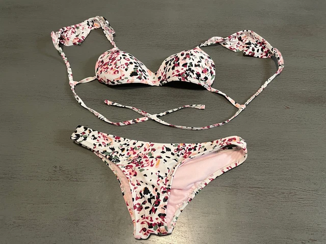 colorful floral HULA HONEY   two  piece swimsuit bikini size small