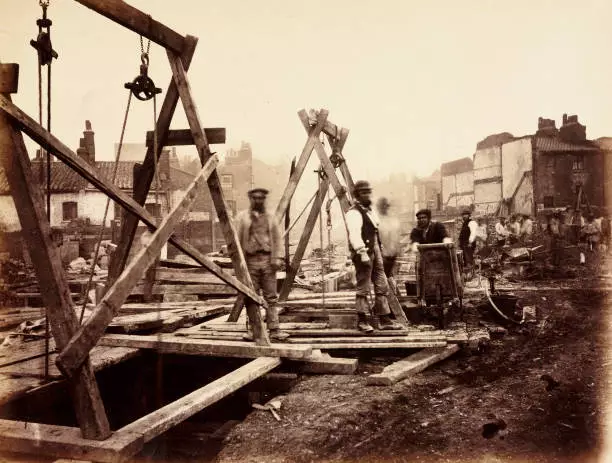 Construction Of The Metropolitan District Railway, London, C 186 Train Old Photo