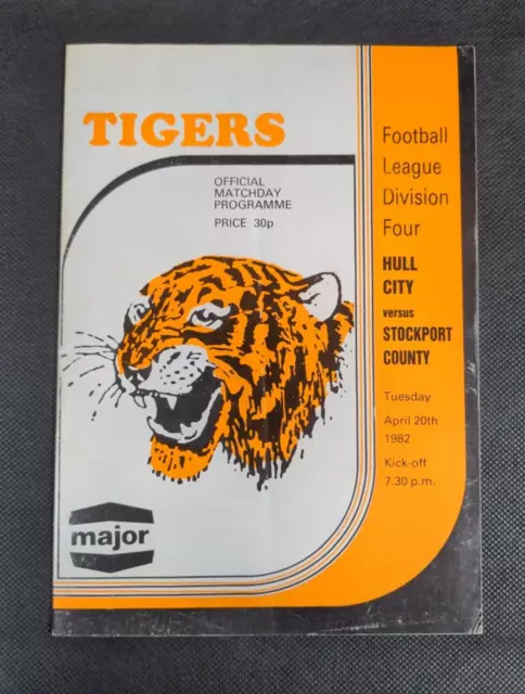 Hull City v Stockport County Vintage Football Match Program 20/04/1982