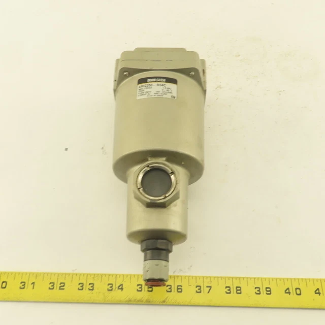 SMC AMG350-N04C 1/2" NPT Pneumatic Condensate Separator Drain Catch 1500l/min