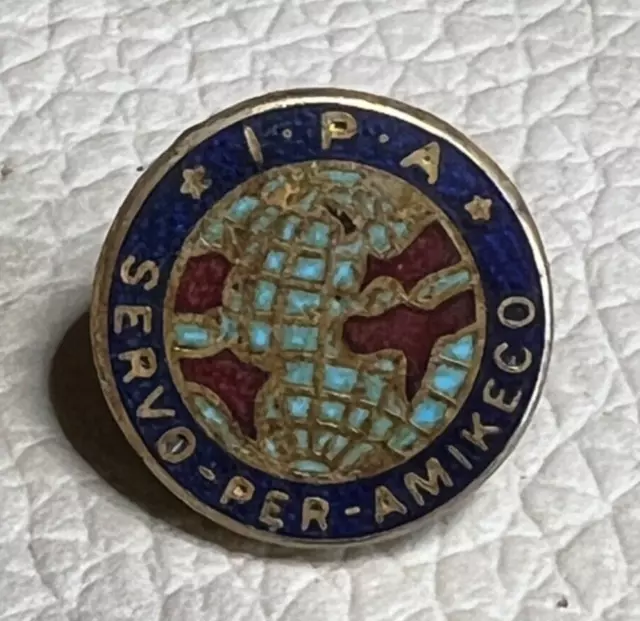 I.P.A. INTERNATIONAL POLICE ASSOCIATION (SERVO PER AMIKECO) SMALL pin badge