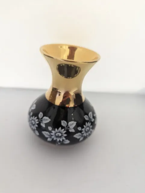 Prinknash Pottery Vase Black Enameled Porcelain Flowers 24K Gold 4" Tall (Stub)