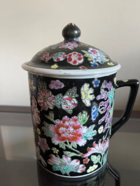Vintage Chinese Hand Painted Famille Noir Lidded  Coffee Tea Mug Cup Jingdezhen