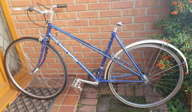 Claud butler kensington outlet ladies bicycle