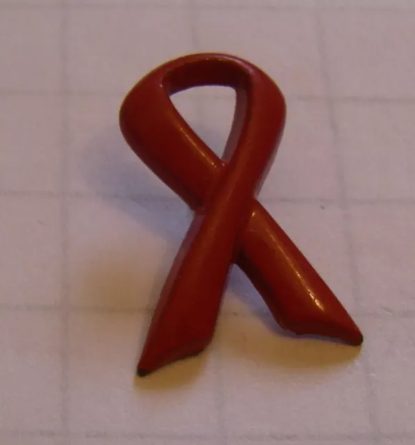 Pins' RUBAN ROUGE SOLIDARITE SIDA VIH