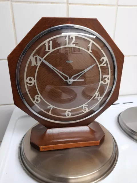 Vintage Metamec Electric Mantle Mantel Clock Wood Oak Art Deco ?  Project Mains