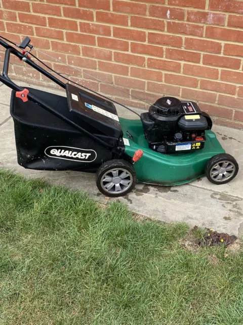 VINTAGE LAWN MOWER Qualcast 30.00 PicClick UK