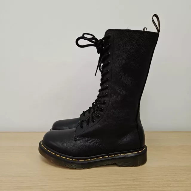 Dr martens fur lined 1b99 hot sale