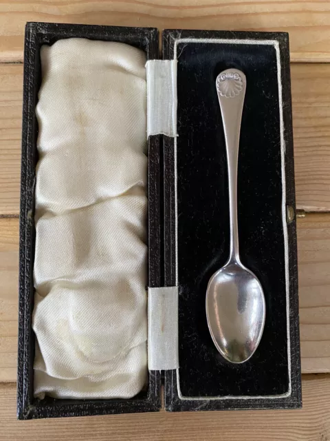 Solid Sterling Silver Christening Spoon Boxed Hallmarked Sheffield  1918