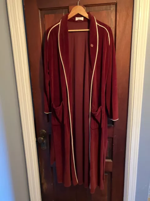 Vintage Christian Dior Monsieur Mens Designer Bath Robe One Size. Maroon Velour