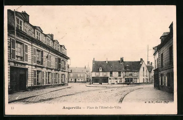 CPA Angerville, Place de l´Hôtel-de-Ville 1904