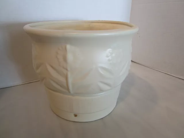 Vintage Haeger Pottery Planter #152 Pot 10”W Ivory-cream Daisy design satin