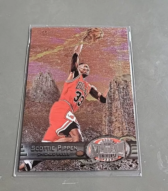 Scottie Pippen Nba Card Skybox Metal Universe 1997-98 # 83 Chicago Bulls