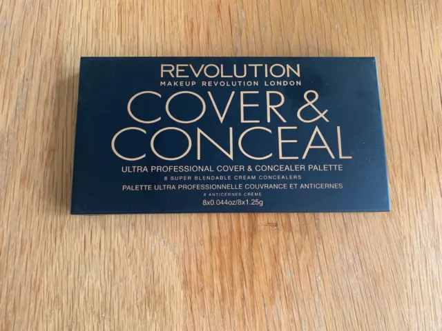 Brand New & Boxed REVOLUTION Cover & Conceal Palette-LIGHT