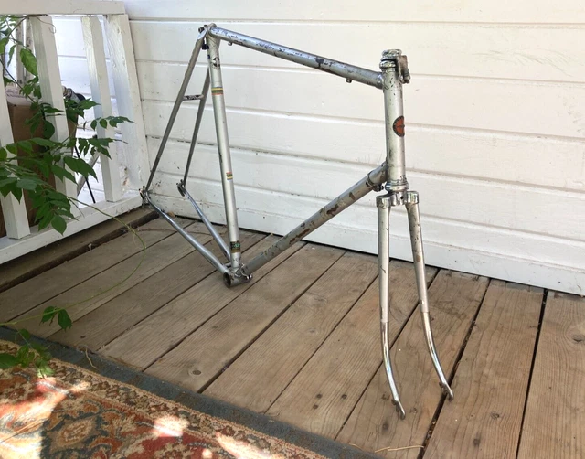 Vintage Schwinn Paramount Frame Set 60cm x 63cm Campagnolo 120 Chrome Touring Vintage Schwinn Paramount Frame Set 60cm x 63cm Campagnolo 120 Chrome Touring