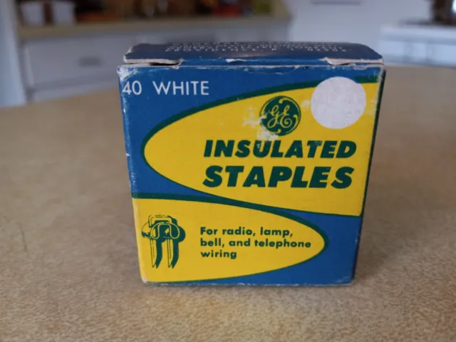 GE Insulated Staples in Vintage Box White GE2540-7