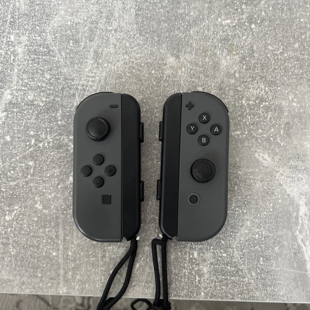 Nintendo Switch Joy Con Grau 2er Set NINTENDO SWITCH JOY-CON Controller 2er-Set - Grau (2510066) EUR 29,50