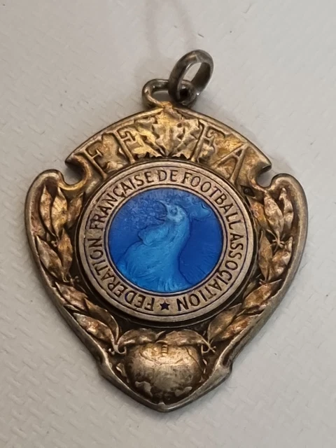 BG13340 - INSIGNE BADGE ASSOCIATION DES SUPPORTERS DU STADE RUFFECOIS