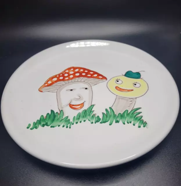 Made In Italy 7" Ceramic Plate Anthropomorphic Happy Mushrooms Hand Painted