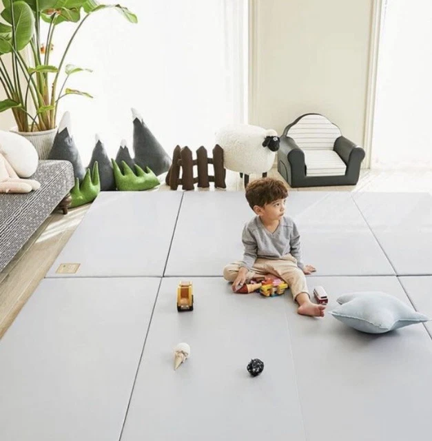 ALZIP MAT Folding Play Mat Eco-Friendly Non-Slip Reversible 79x55" - Urban Grey