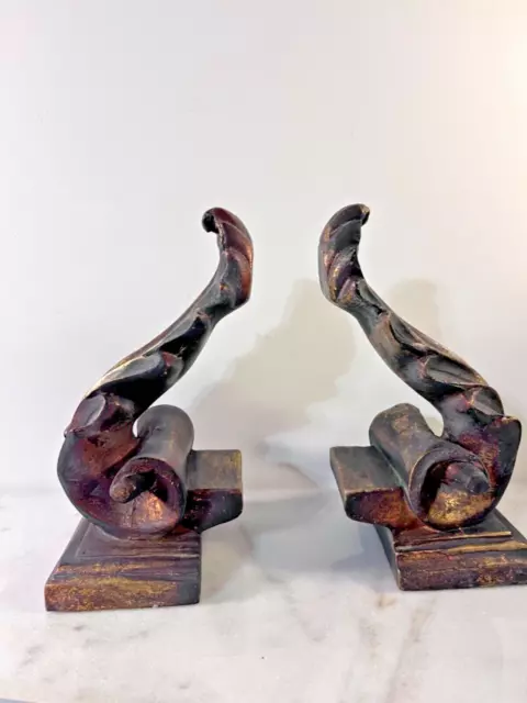 Vintage Neoclassical Carved Gold Gilt Acanthus Leaf Bookends