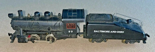 OLD MANTUA ( TYCO ) CAST IRON LOCOMOTIVE w/ BALTIMORE & OHIO COAL CAR TOY TRAIN