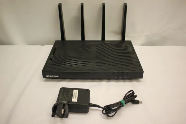 NETGEAR NIGHTHAWK X8 AC5300 TRI-BAND Wi-Fi ROUTER R8500