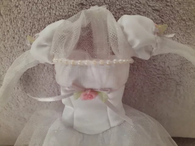 ROBE DE MARIEE+ bouquet pour poupée Barbie et Mannequin neuve livraison gratuite